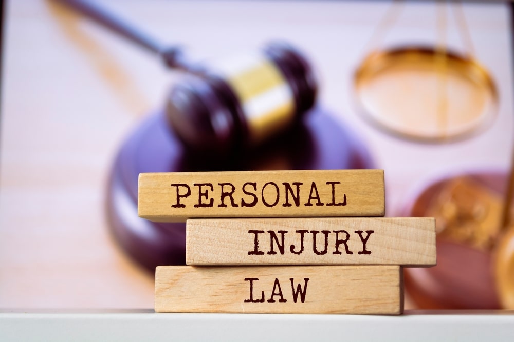Workers’ Compensation vs. Personal Injury Claims: What’s the Difference?